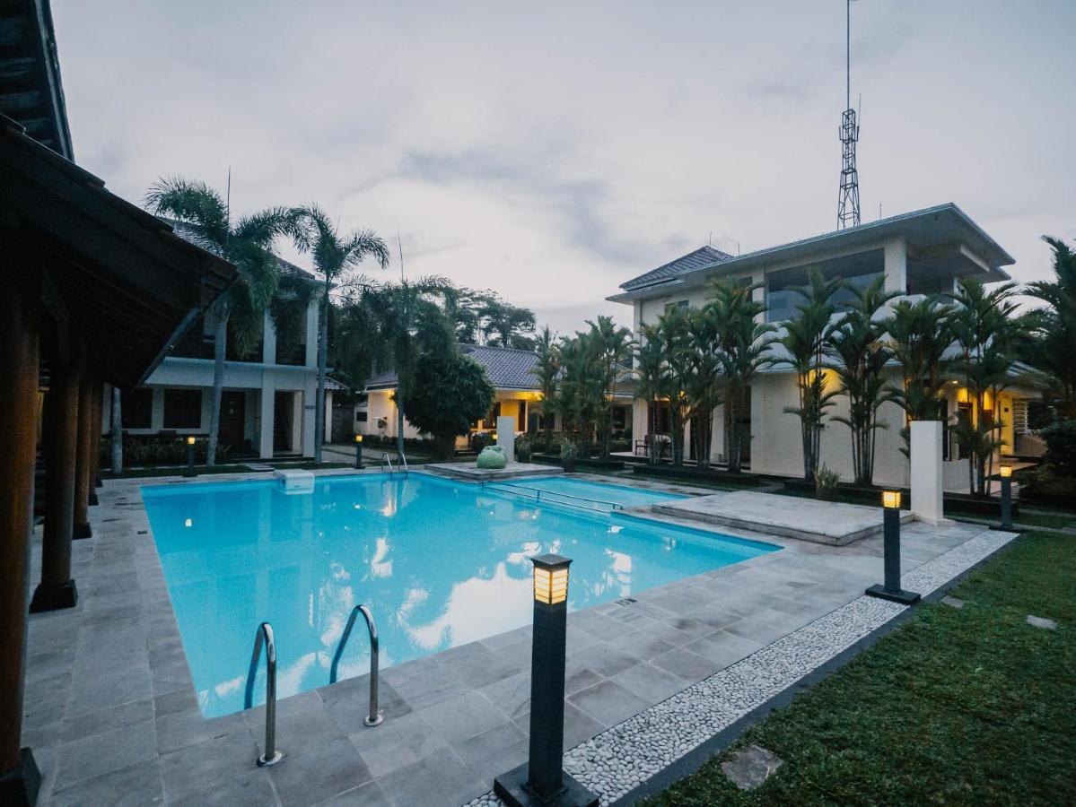 Sunrise Resort Batukaras Ngoại thất bức ảnh
