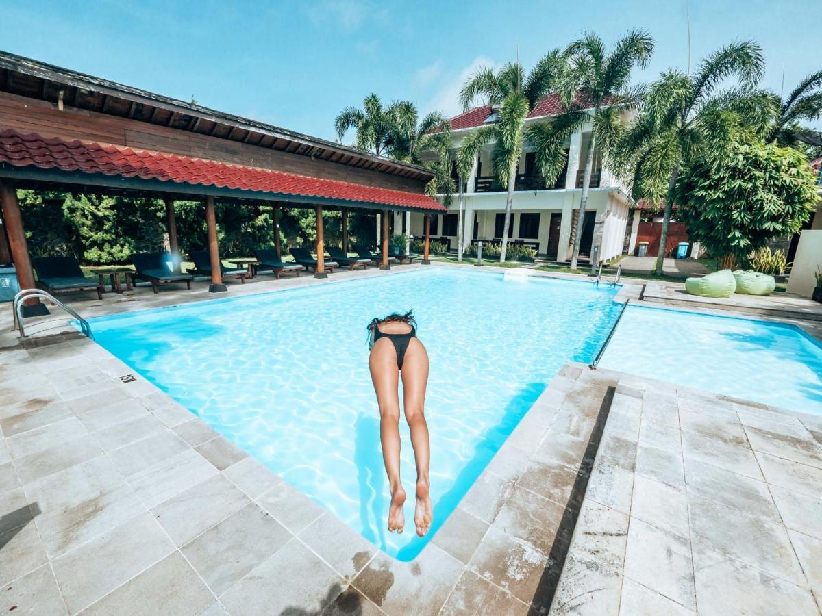 Sunrise Resort Batukaras Ngoại thất bức ảnh