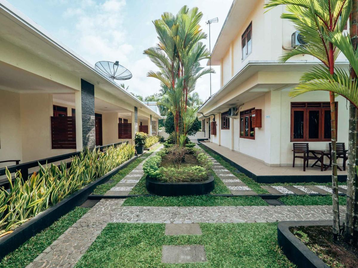 Sunrise Resort Batukaras Ngoại thất bức ảnh