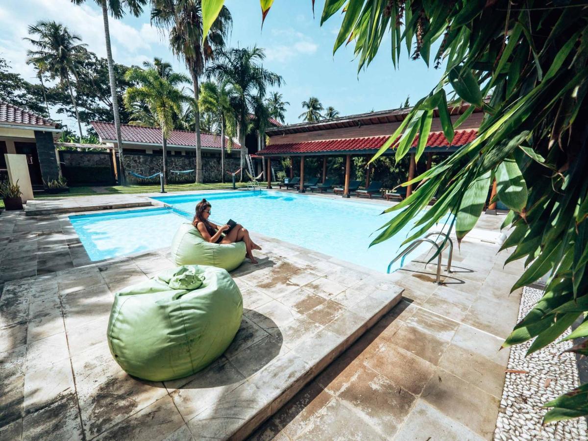 Sunrise Resort Batukaras Ngoại thất bức ảnh