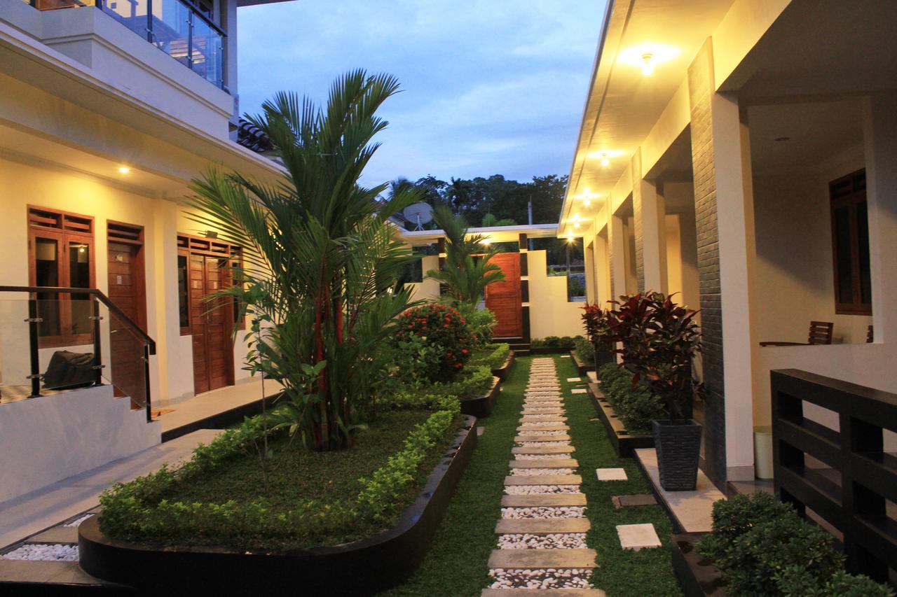 Sunrise Resort Batukaras Ngoại thất bức ảnh