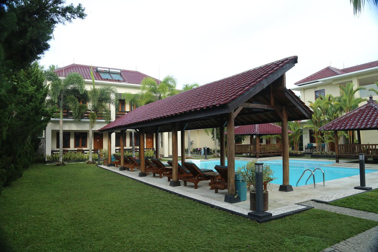 Sunrise Resort Batukaras Ngoại thất bức ảnh
