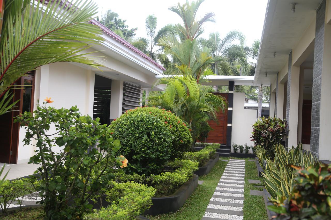 Sunrise Resort Batukaras Ngoại thất bức ảnh